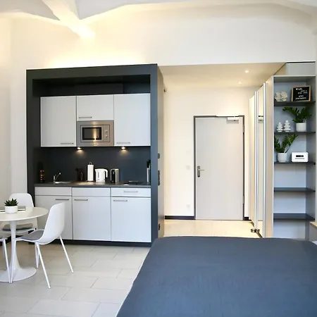 Apartment Meos 3 -zentrum-hofblick-gym-netflix