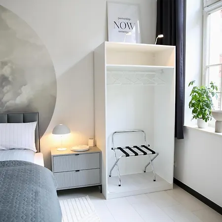 Apartment Meos 3 -zentrum-hofblick-gym-netflix *