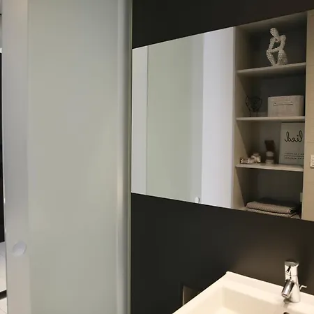 Apartment Meos 3 -zentrum-hofblick-gym-netflix