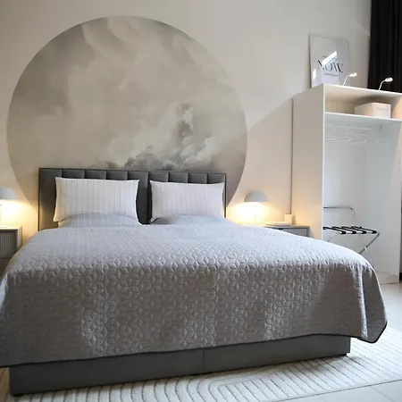 Meos 3 -zentrum-hofblick-gym-netflix Apartment